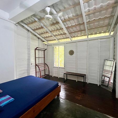 Thelakehostel Хикадува Екстериор снимка